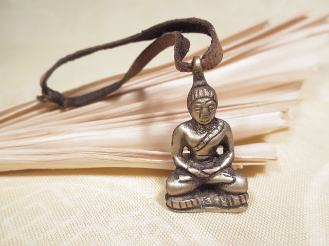 Yaklederband der Beschützer Altes Tibetisches Mahakala Amulett Nepal Yaklederband der Beschützer Altes Tibetisches Mahakala Amulett Nepal